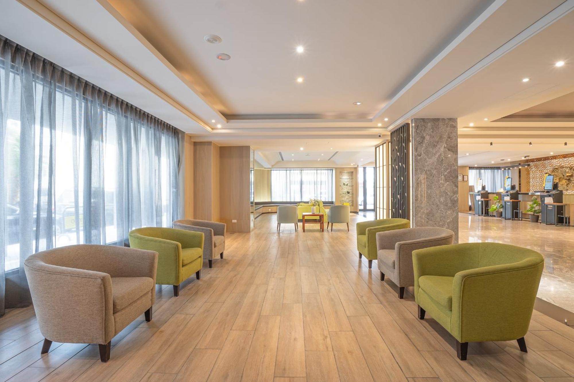 Check Inn Taichung Wenxin Zhongqing Buitenkant foto